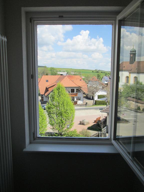 Gasthaus Kreuz Ühlingen-Birkendorf Camera foto